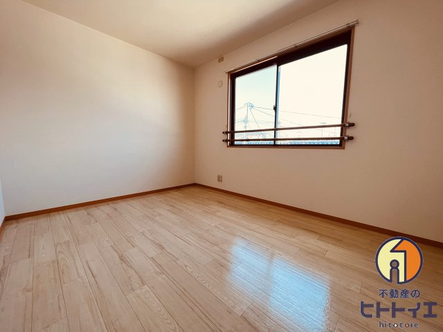 キャッスル徳久の洋室