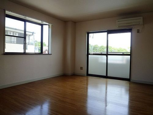 デフィ１の居間・リビング