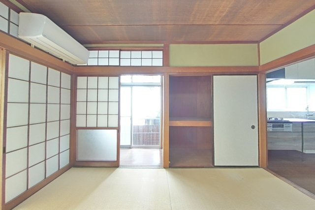 ６４８６７　岐阜市長森岩戸中古戸建ての和室