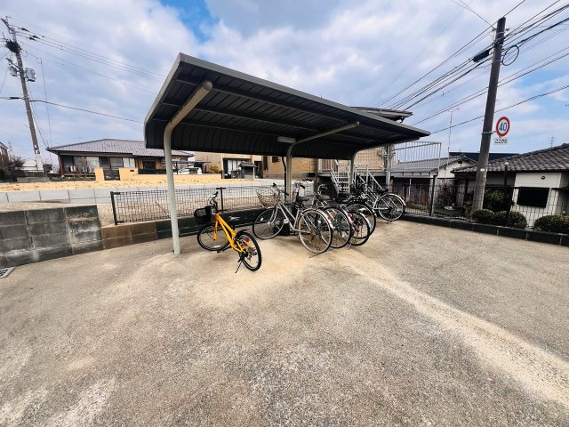 グランドールのその他共用部分|駐輪場です。