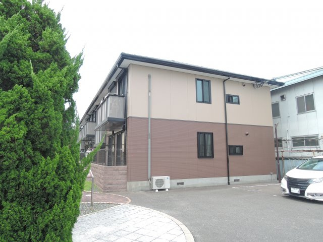 高槻市西冠２丁目の賃貸マンションの外観