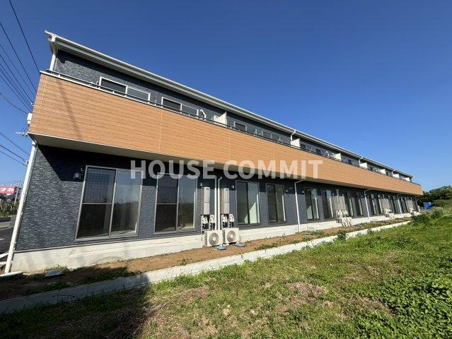 文違　新築アパートの外観