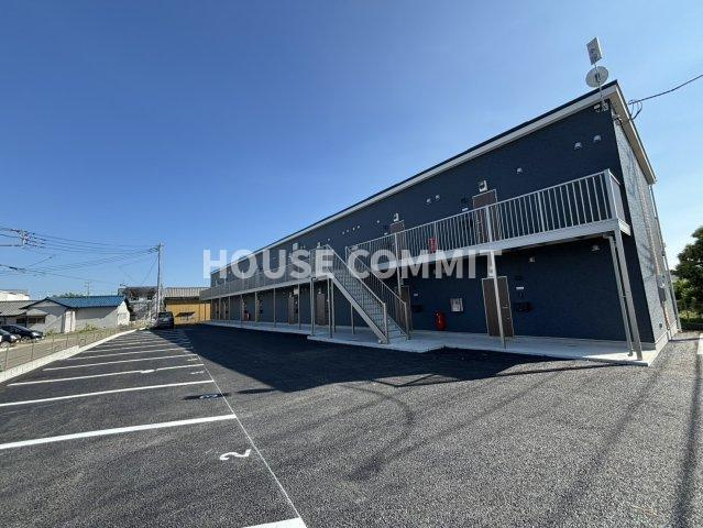 文違　新築アパートの外観