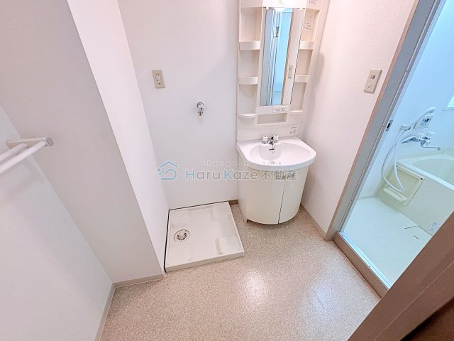 【洗面所】 | クリーンメゾンアラタマ【名古屋市賃貸・独立洗面化粧台】