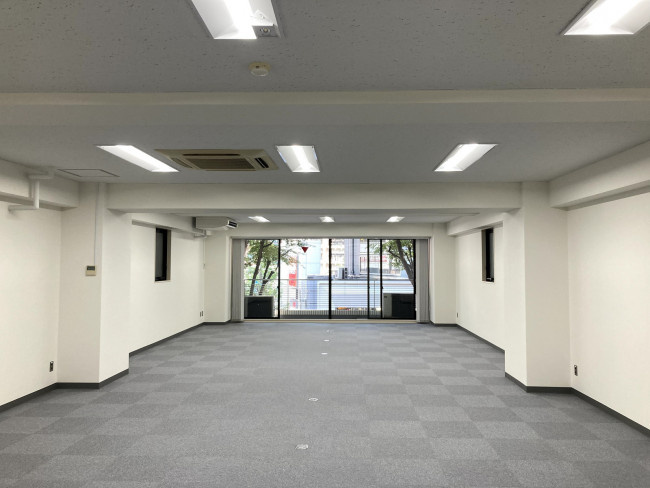 宮益坂ＳＴビルのロビー