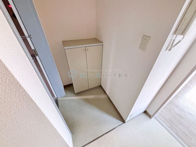 【玄関】 | クリーンメゾンアラタマ【名古屋市賃貸・独立洗面化粧台】