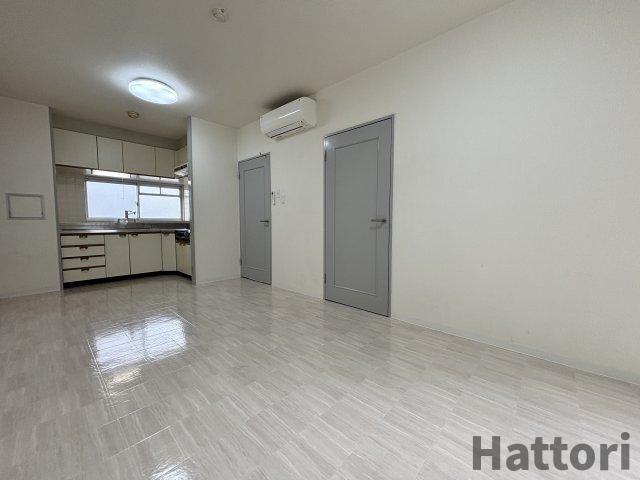 ヴィラウッドランドⅡの居間・リビング