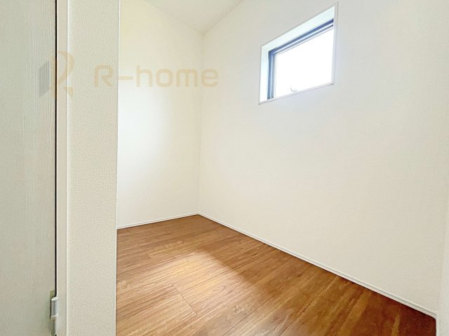 笠間市旭町第12　新築戸建て　2号棟のその他|2階に使い勝手の良いストレージルーム！収納や趣味スペースなどライフスタイルに合わせて活用！