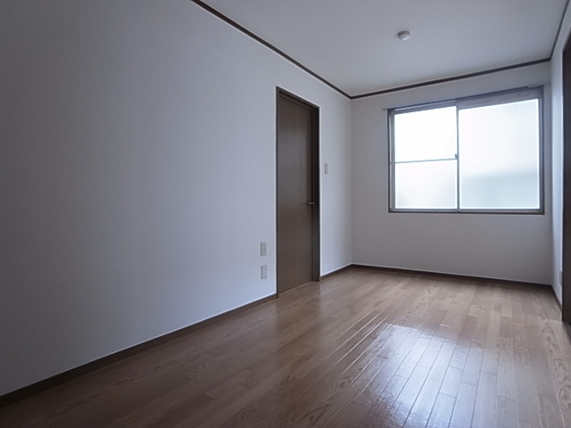 神戸市兵庫区神田町のアパート