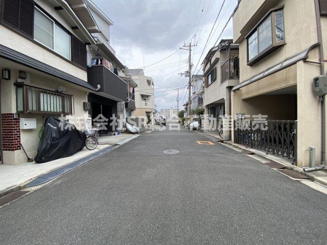 岩田町6丁目中古戸建の前面道路含む現地写真|前面道路含む現地写真です