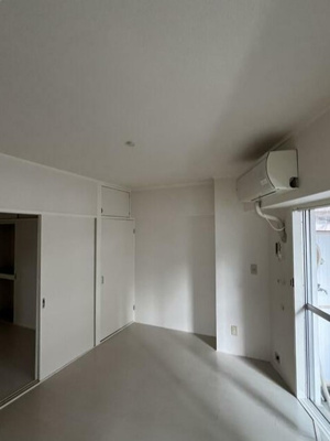 【寝室】 | パラガイハイツ