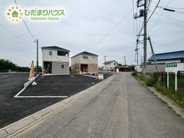 本庄市児玉町児玉　第12　新築一戸建て　クレイドルガーデン　04の前面道路含む現地写真|南向きにつき日当たり良好！