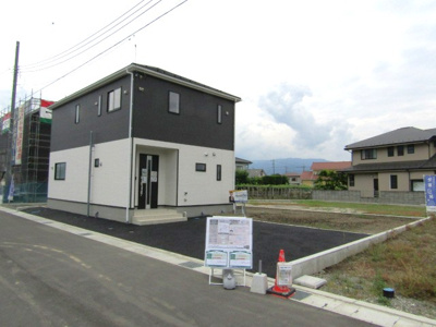 【駐車場】 | クレイドルガーデン甲府市里吉第6　1号棟 | 駐車場の用意があります