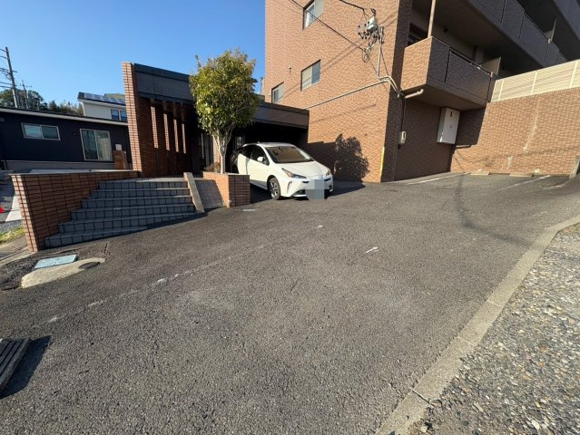 コートレージュⅡの駐車場
