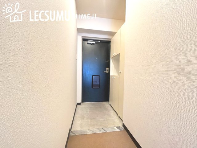 朝日プラザ船場の玄関