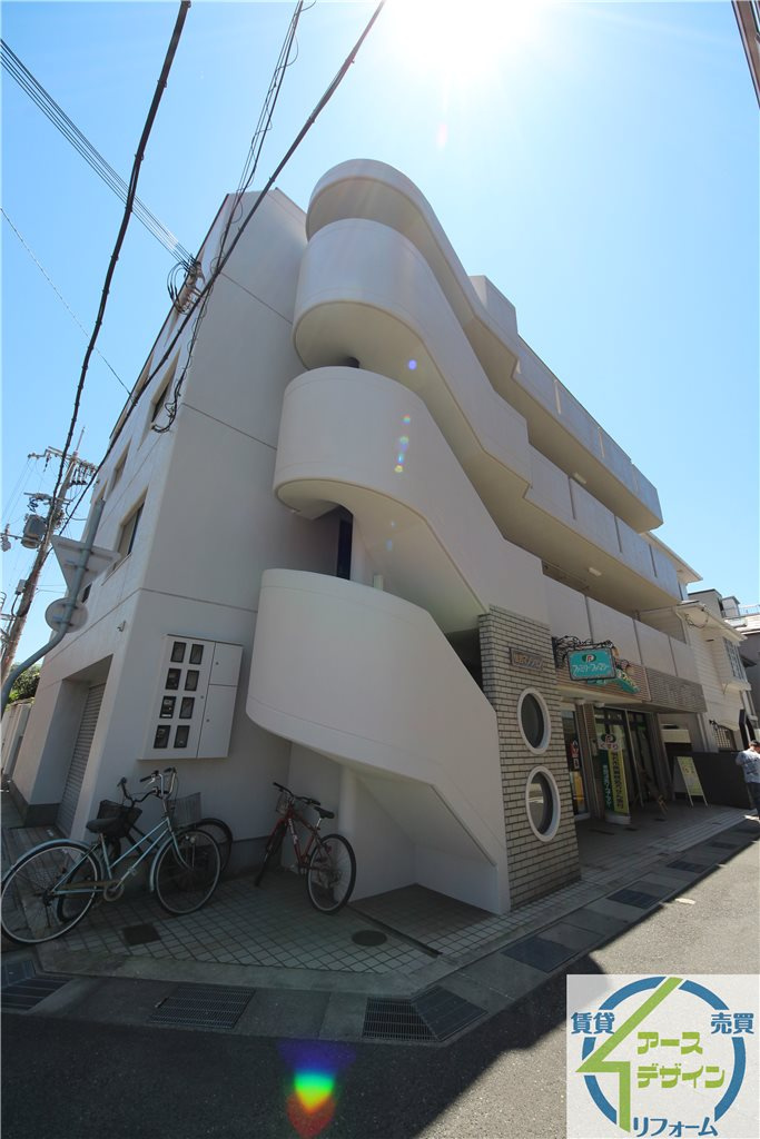 住吉マンションの外観