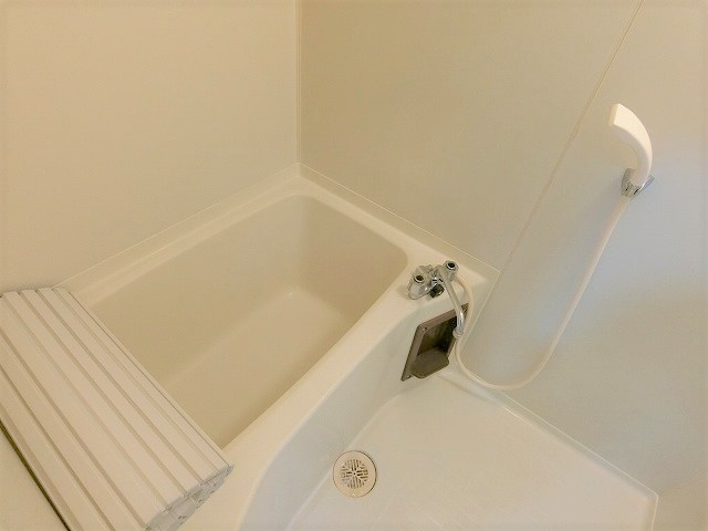 サンライズ西川の浴室