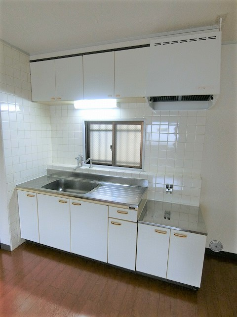 サンライズ西川のキッチン