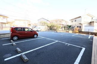 【駐車場】