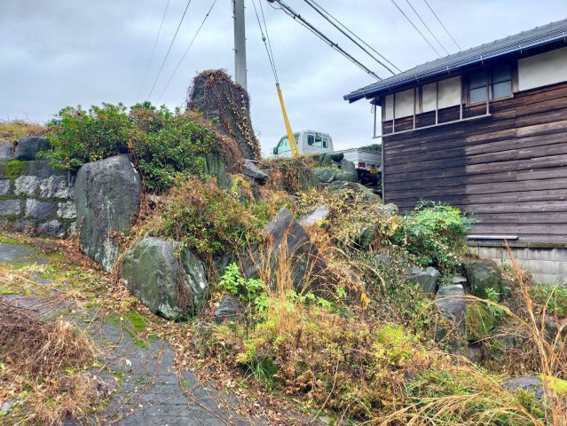 西条市玉津406　土地の周辺