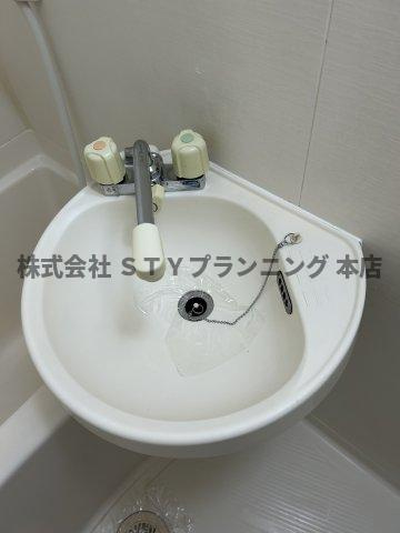 仲介手数料０円！ホウエイアームの洗面所