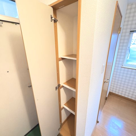 東町グレイスタウンＥの収納
