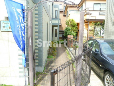 【エントランス】 | ローレル三ツ輪