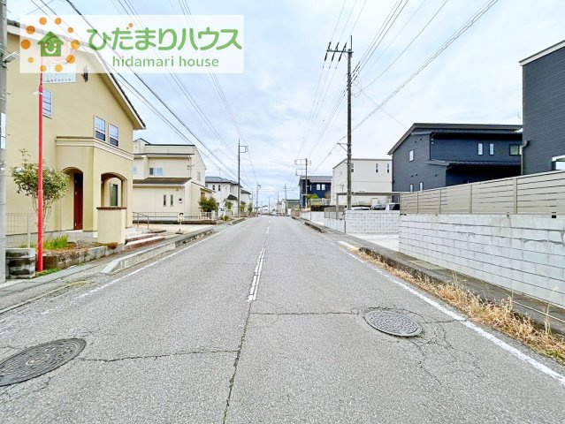 【前面道路含む現地写真】 | 土浦市おおつ野８丁目　中古戸建 | 今から見たいも大歓迎！お気軽にお問い合わせください☆彡