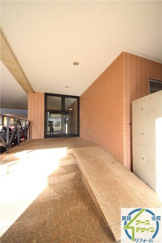 コスタデル明石のエントランス