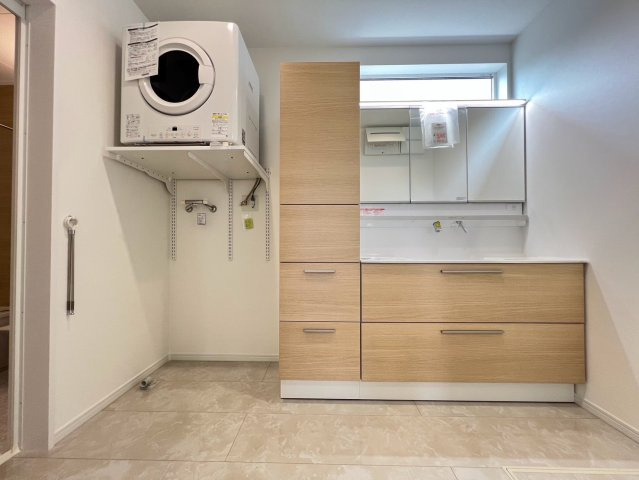 花の峯の独立洗面台