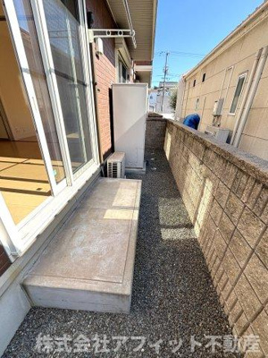 【バルコニー】 | アダージオ | 南西向き