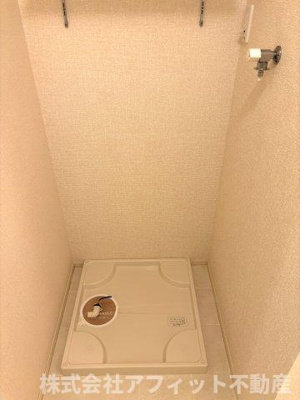 【その他】 | アダージオ | 室内洗濯機置場