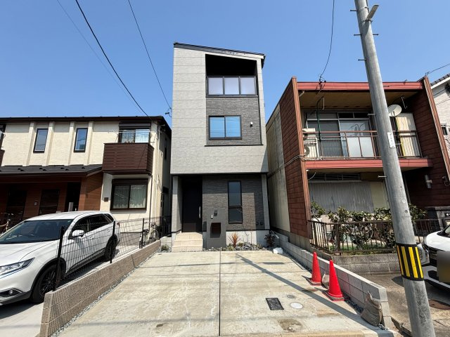 西区笠取町｜名古屋市の戸建ならホームアップの駐車場|並列2台駐車可能