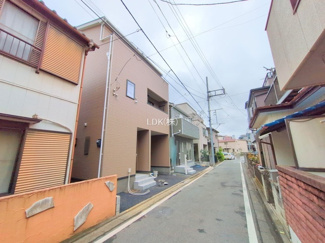 【前面道路含む現地写真】 | 完成（撮影：'25/05/12）