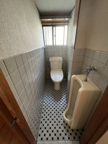 新屋敷貸家のトイレ