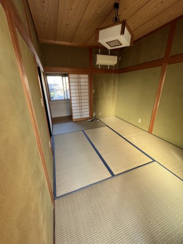 新屋敷貸家の和室