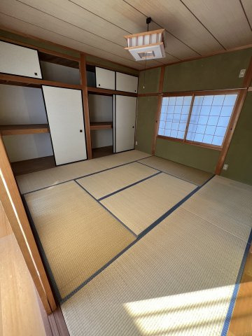 新屋敷貸家の和室