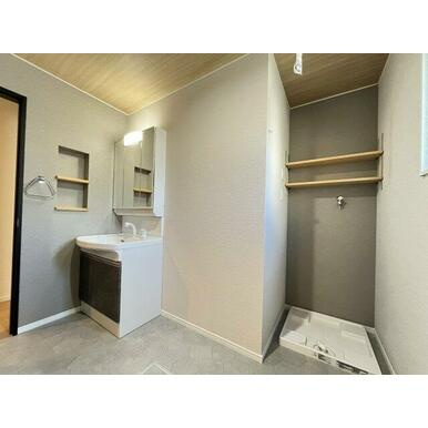 中古住宅　長良福光の洗面所