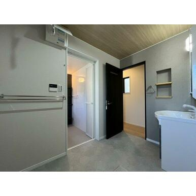 中古住宅　長良福光の脱衣所