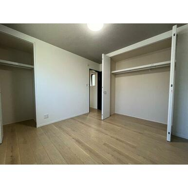 中古住宅　長良福光の洋室