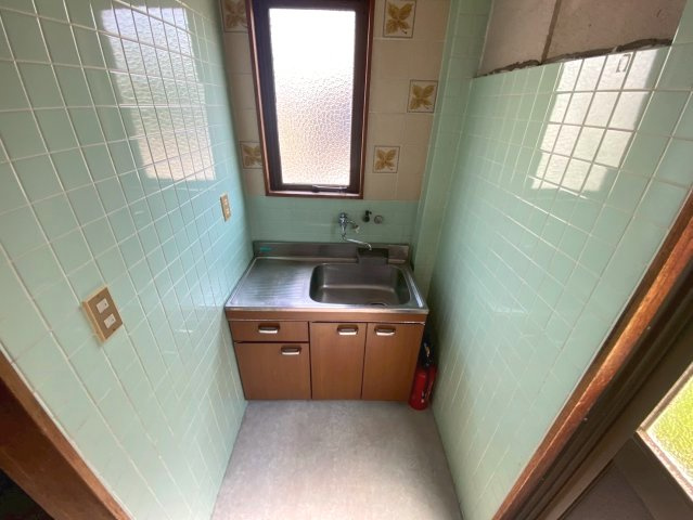 熊味町事務所店舗のキッチン