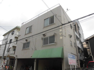 【外観】 | 双和ビル | レトロな外観です