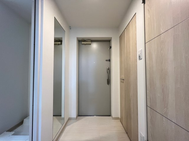 サンセール上本町の玄関
