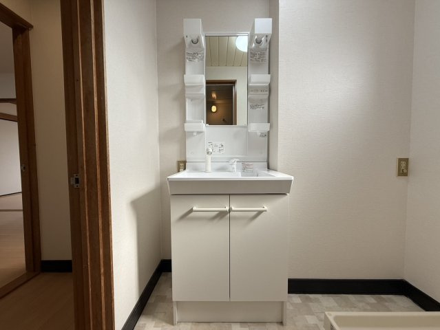 エナール高須の洗面所