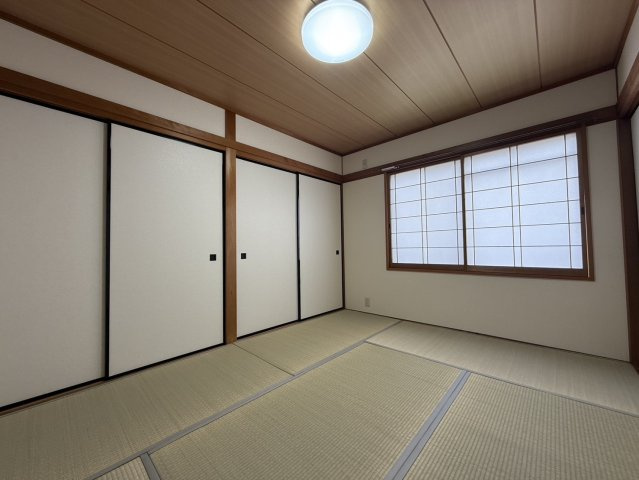 エナール高須の和室