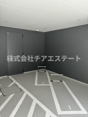 【駐車場】 | シーズンフラッツ浅草言問通り | 車をお持ちの方に嬉しい駐車場付きの物件です