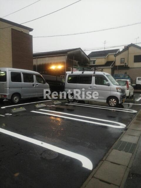 アンジュ湊Ⅱの駐車場|駐車場