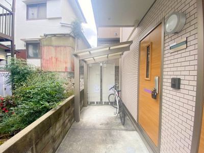 【その他共用部分】 | サンネクスト府中 | 駐輪場は屋根付きなので雨の日も困りません