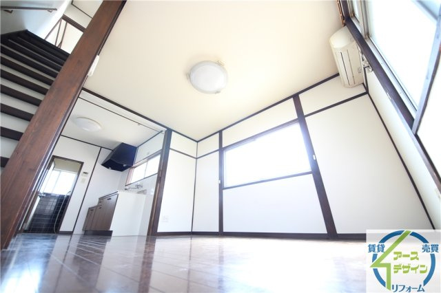 ウララハウスの居間・リビング