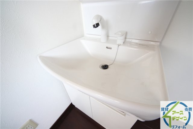 ウララハウスの独立洗面台